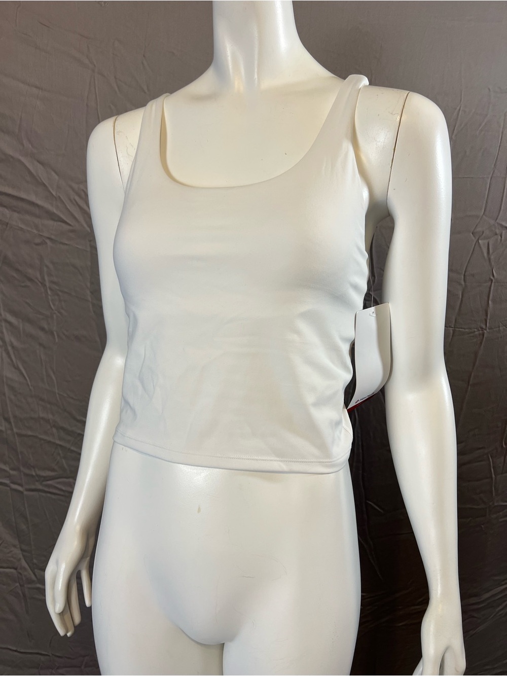 Classic White Scoop Neck Tank Top — Women's Essential